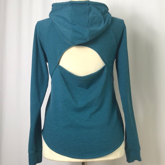 🌻 3/25 🌻UA Bayou Blue Open Back Loose Sweatshirt - Picture 4 of 7